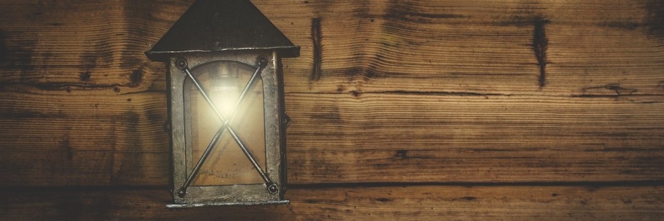 lantern-1864627_1280_slider